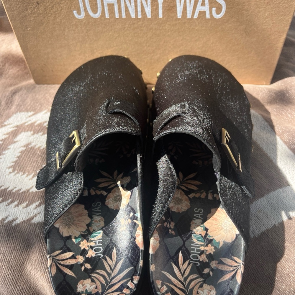 New in Box Johnny Was NIDO Mule